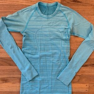 Lululemon Long Sleeved swiftly tech top